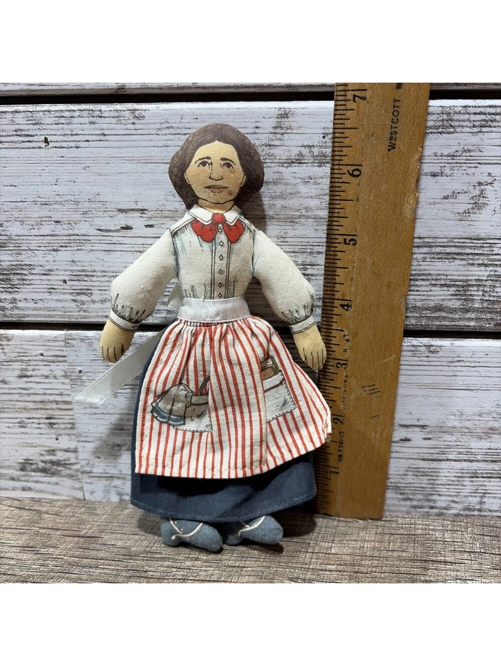 Vintage 1979 Hallmark Clara Barton American Red Cross Founder Cloth Doll Toy